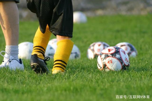 如何一眼看出两个人私下里发生了秘密关系？网友：海关需要你